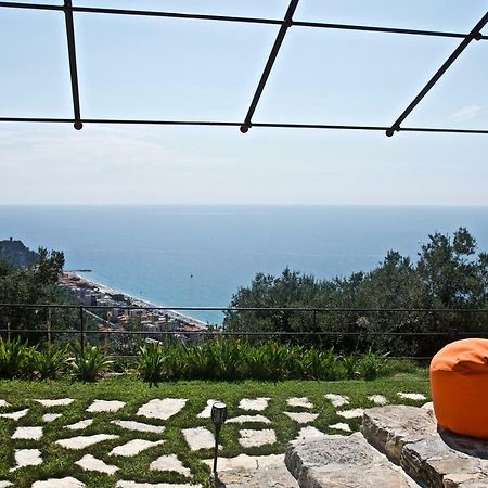 Casa Vacanze A Lea L'Ua フィナーレ・リーグレ エクステリア 写真