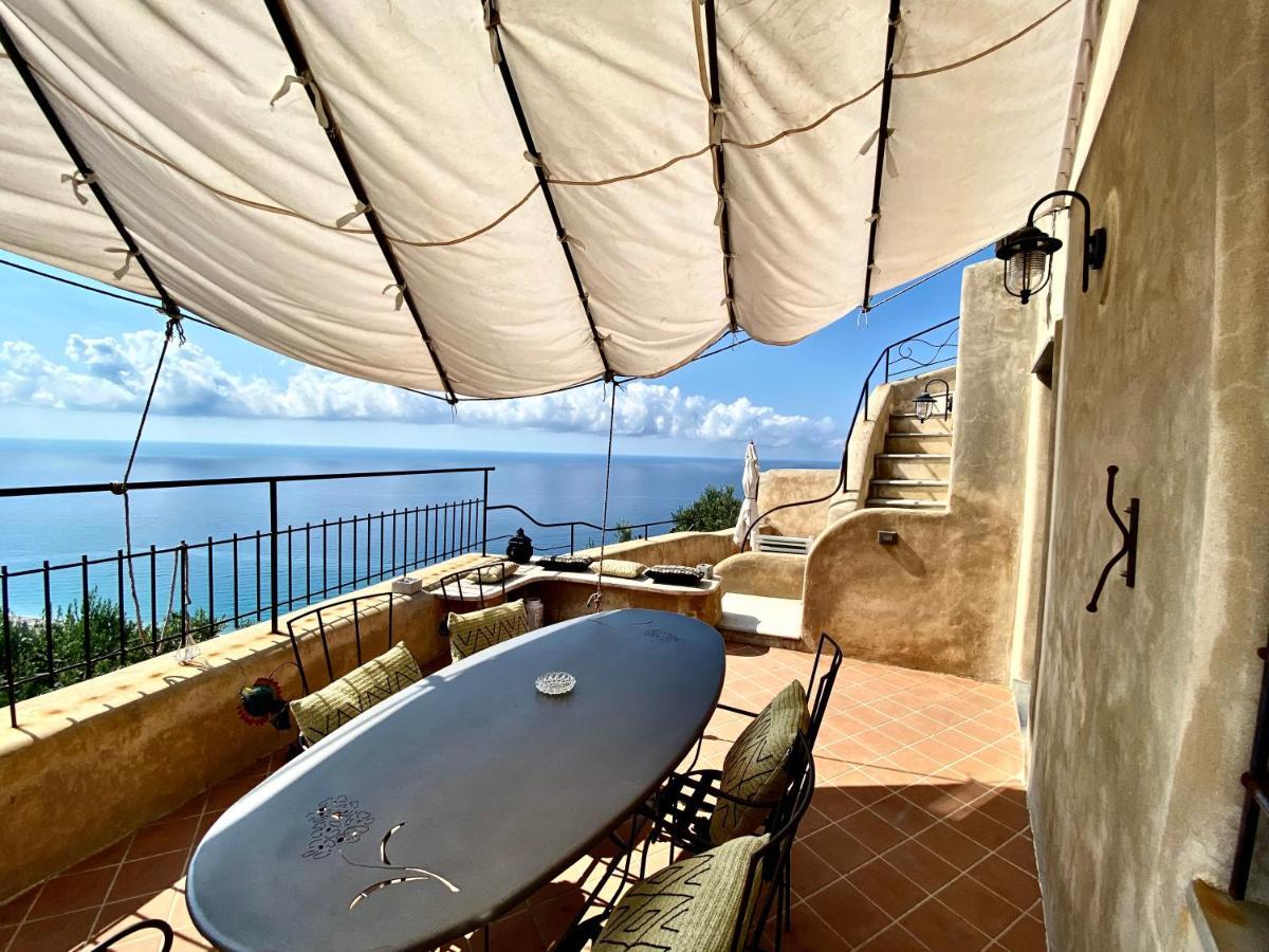 Casa Vacanze A Lea L'Ua フィナーレ・リーグレ エクステリア 写真